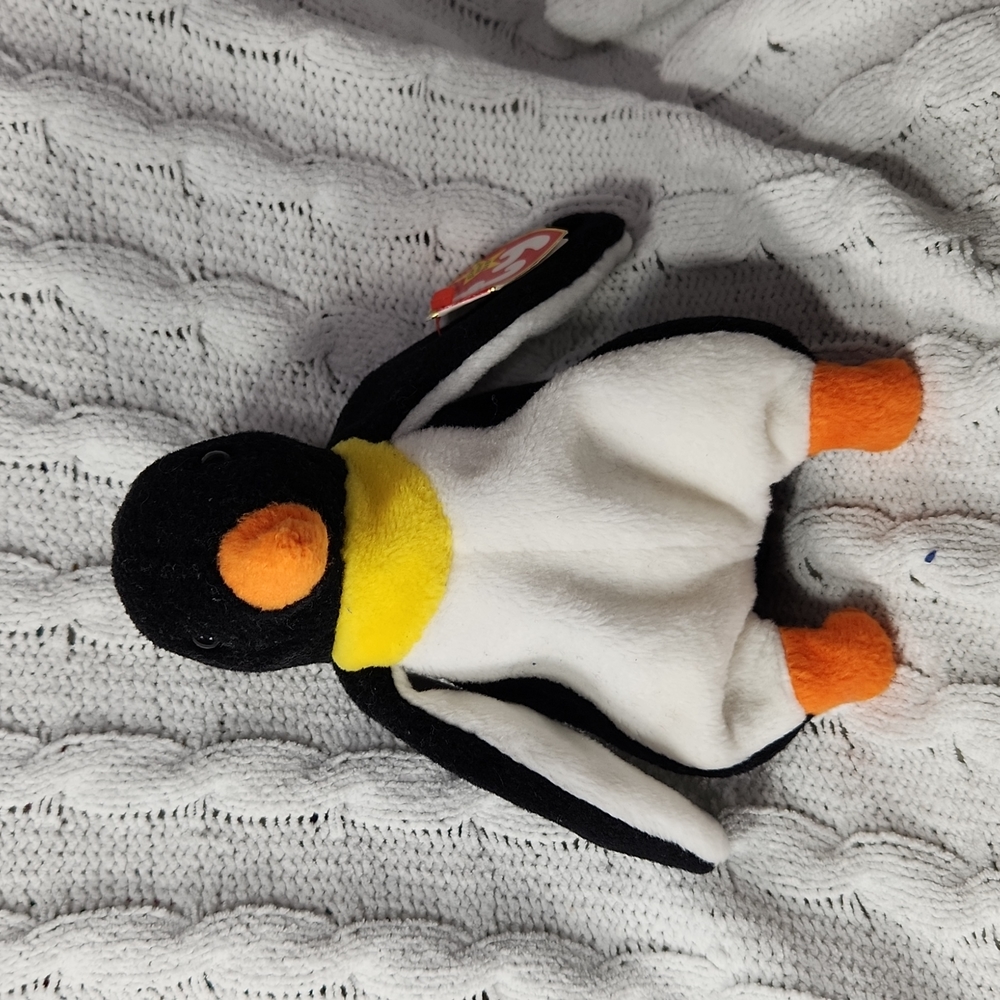 Vintage Ty Beanie Baby Original Waddle the Penguin 1995 P.V.C. Pellets